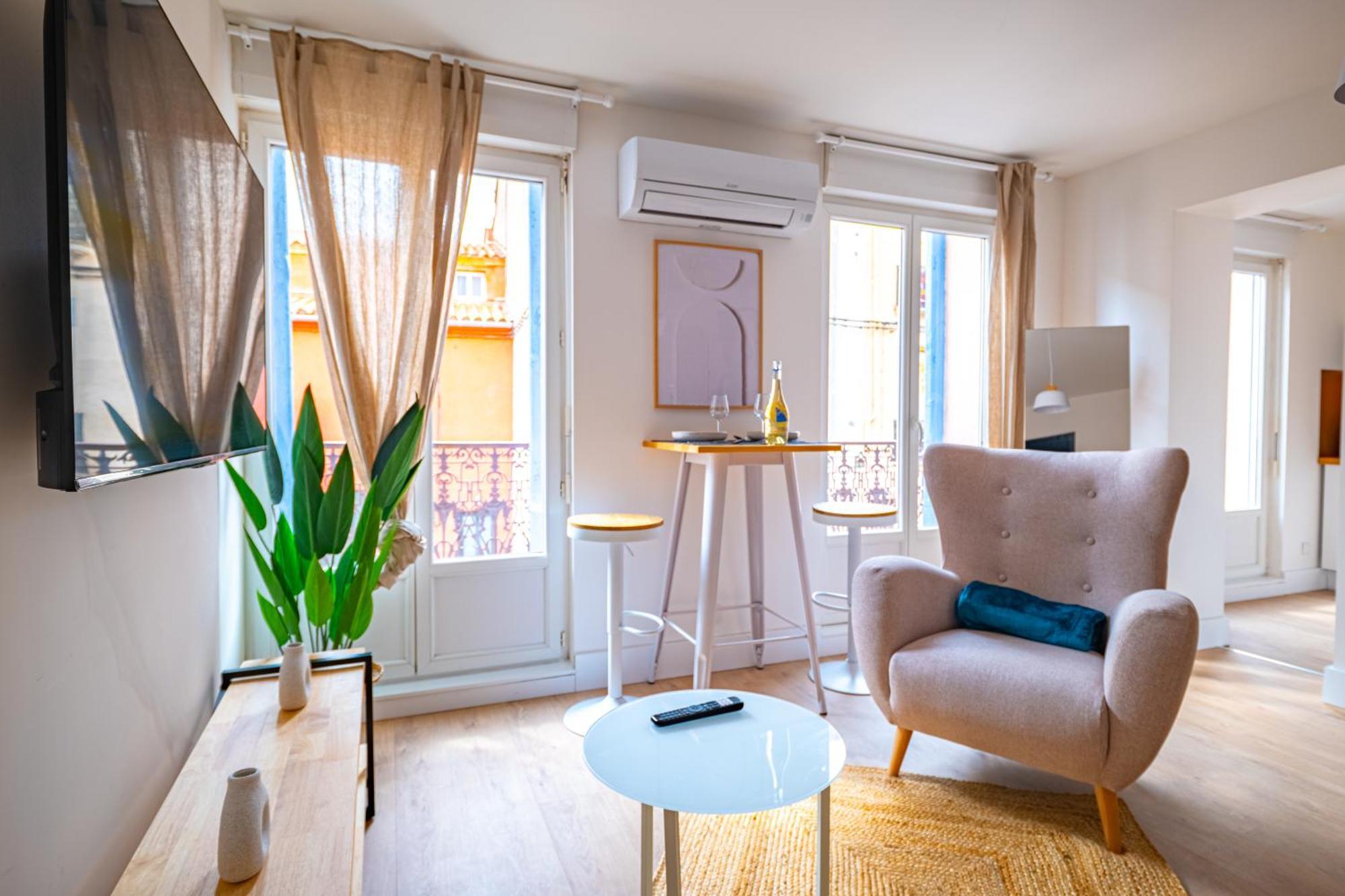 Les Suites Du Palais Des Expositions 佩皮尼昂 外观 照片